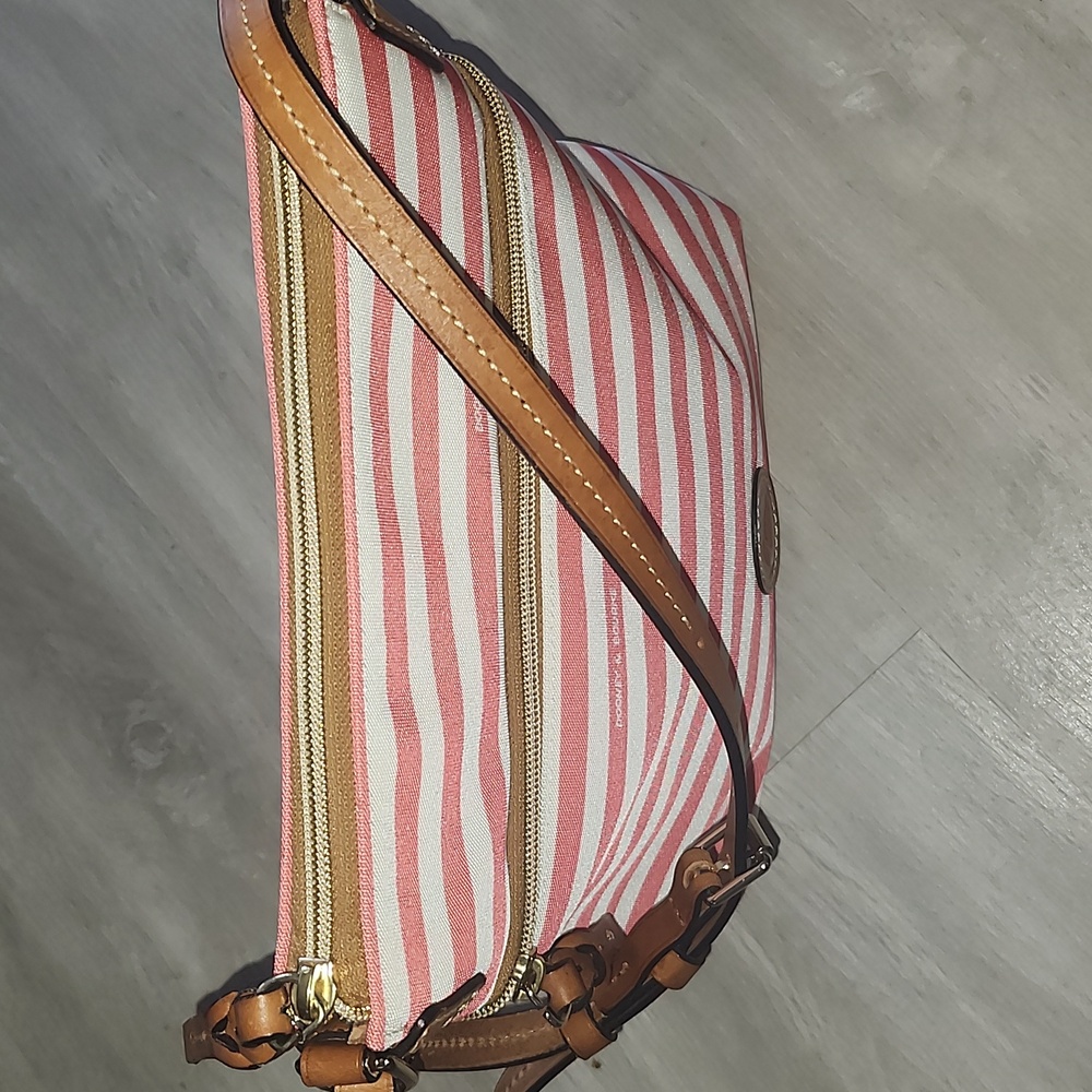 ☆SALE ☆ Dooney & Bourke Sullivan Crossbody Pouchette Adj Crossbody Bag - Picture 3 of 16